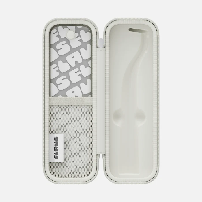 Travel Case - Image 11
